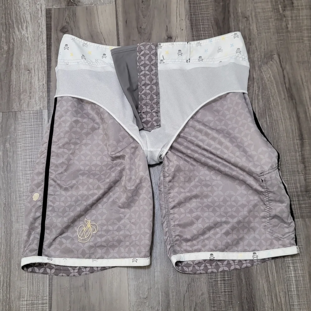 H&M Gray Patterned Swim Trunks with Geometric And Skull Print